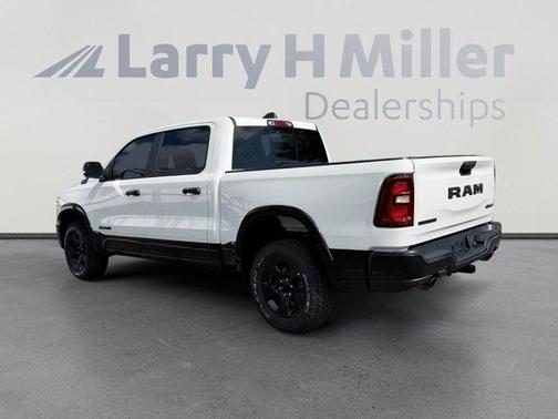 Bright White Clearcoat 2026 RAM 1500 Big Horn