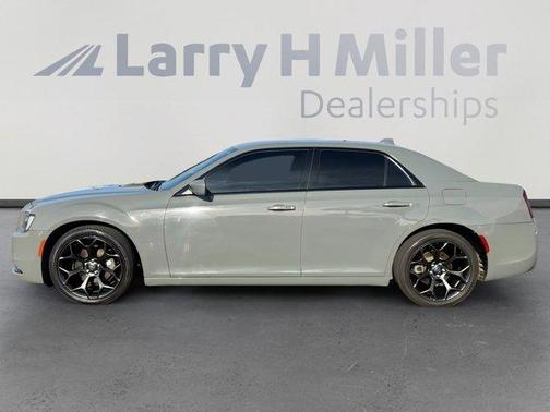 2019 Chrysler 300 S