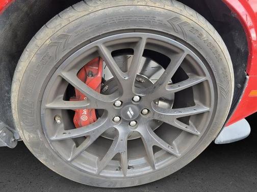 2018 Dodge Challenger 392 Hemi Scat Pack Shaker