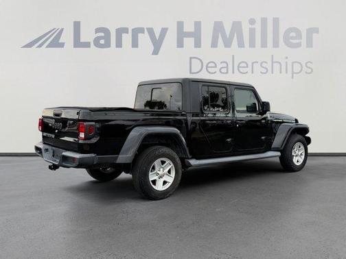 Black Clearcoat 2020 Jeep Gladiator Sport