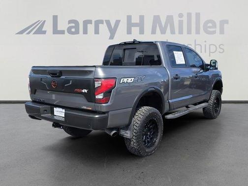 2024 Nissan Titan PRO-4X