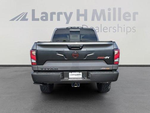 2024 Nissan Titan PRO-4X