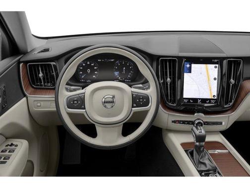 Ice White 2021 Volvo XC60 T5 Momentum