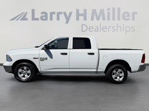 Bright White Clearcoat 2019 RAM 1500 Classic Tradesman
