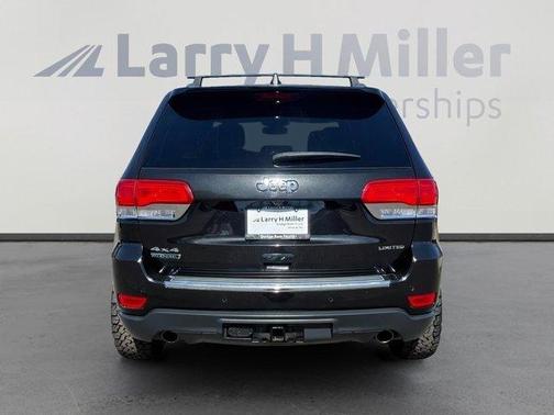 Brilliant Black Crystal Pearlcoat 2015 Jeep Grand Cherokee Limited