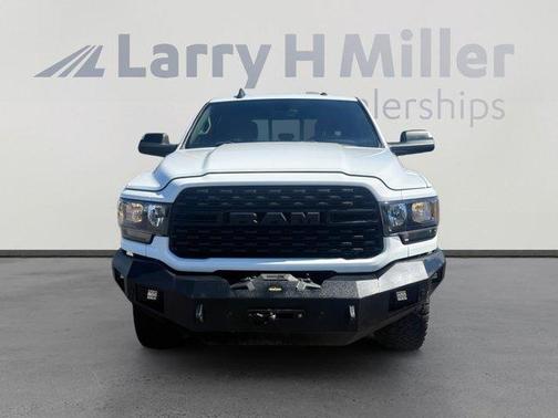 Bright White Clearcoat 2022 RAM 2500 Big Horn