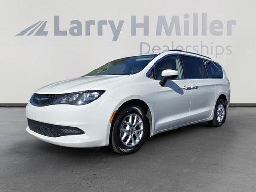 2021 Chrysler Voyager LXI