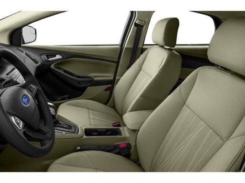 Oxford White 2015 Ford Focus S