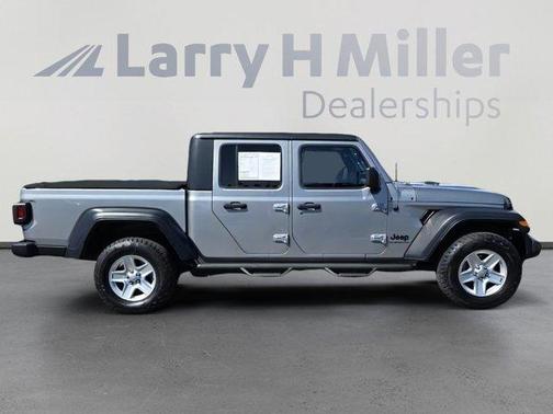 2020 Jeep Gladiator Sport