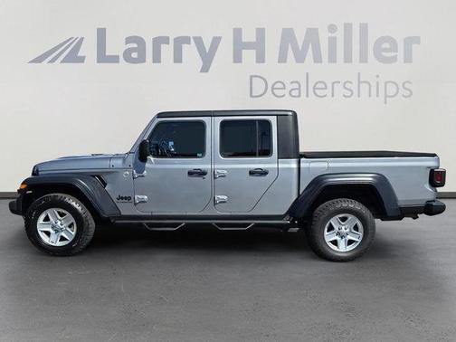 2020 Jeep Gladiator Sport