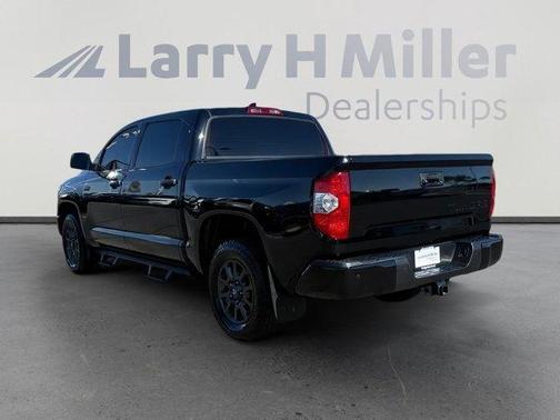 Midnight Black Metallic 2021 Toyota Tundra SR5