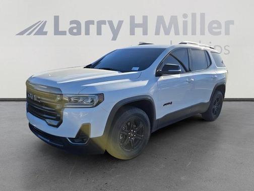 2023 GMC Acadia AT4