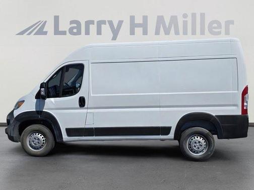 2025 RAM ProMaster 1500 Base