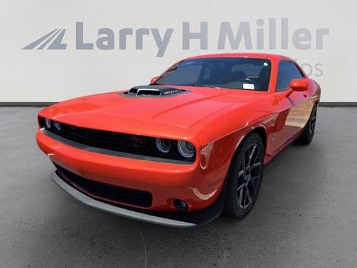 2016 Dodge Challenger 392 Hemi Scat Pack Shaker