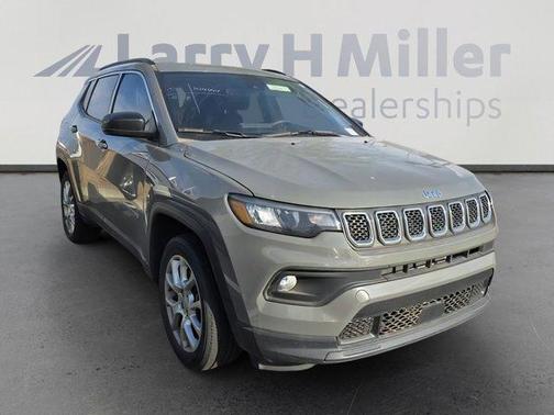 2023 Jeep Compass Latitude Lux