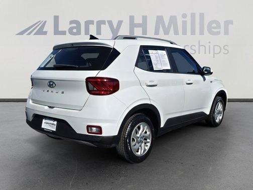 2020 Hyundai VENUE SEL