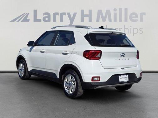 2020 Hyundai VENUE SEL