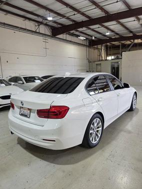 2017 BMW 320 i