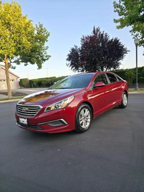 2016 Hyundai SONATA SE