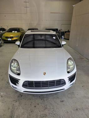 2015 Porsche Macan S