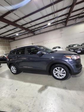 2019 Hyundai TUCSON SE