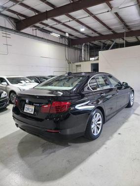 2014 BMW 528 528i Sedan 4D