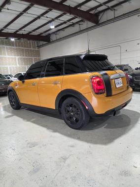 2015 MINI Hardtop Cooper