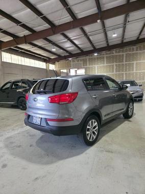 Mineral Silver 2016 Kia Sportage LX