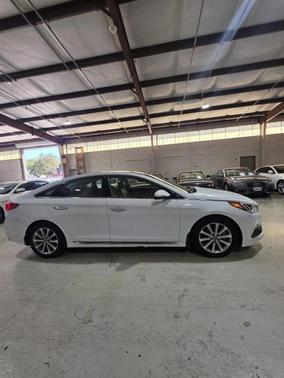 2016 Hyundai SONATA Limited