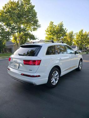 2017 Audi Q7 2.0T Premium