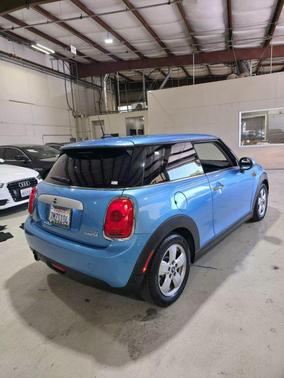 2015 MINI Hardtop Cooper