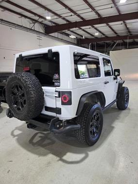 Bright White Clearcoat 2016 Jeep Wrangler Sport