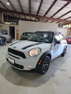 2012 MINI Cooper S Countryman Base