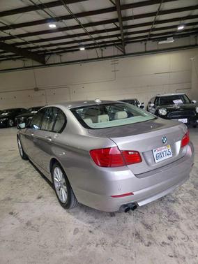 2011 BMW 528 528i Sedan 4D