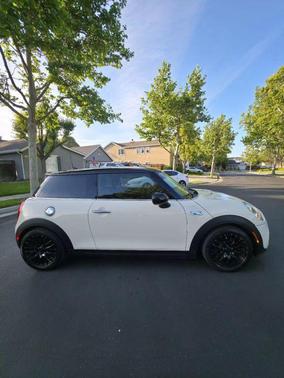 2014 MINI Hardtop Cooper S