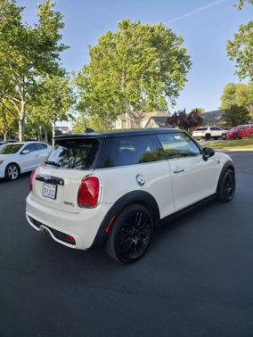 2014 MINI Hardtop Cooper S