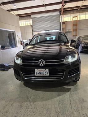 2012 Volkswagen Touareg VR6 Lux