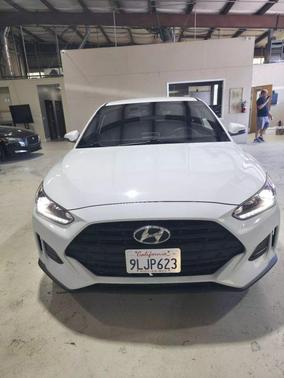 2020 Hyundai Veloster 2