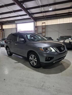 2019 Nissan Pathfinder SV