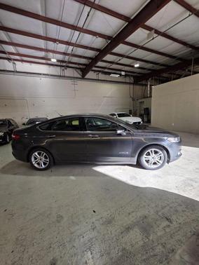 2016 Ford Fusion Hybrid Titanium