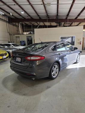 2016 Ford Fusion Hybrid Titanium
