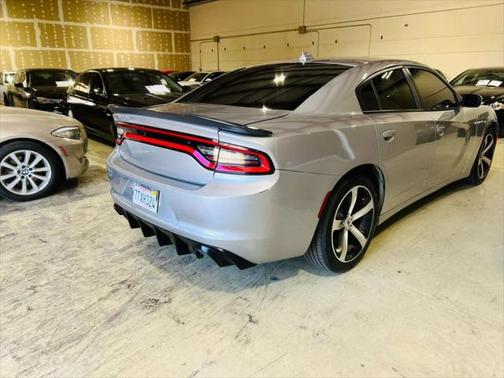 2016 Dodge Charger SXT