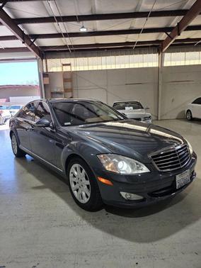 2007 Mercedes-Benz S-Class S 550 Sedan 4D