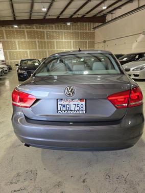 2015 Volkswagen Passat 1.8T Limited Edition
