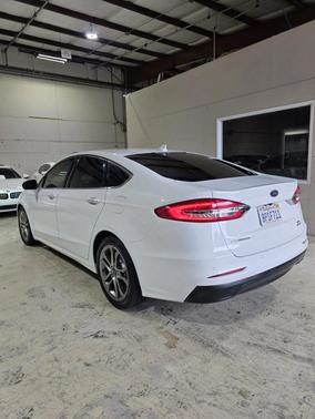 2019 Ford Fusion SEL
