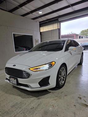 2019 Ford Fusion SEL