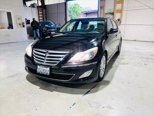 2014 Hyundai Genesis 3.8