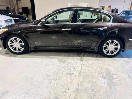 2014 Hyundai Genesis 3.8