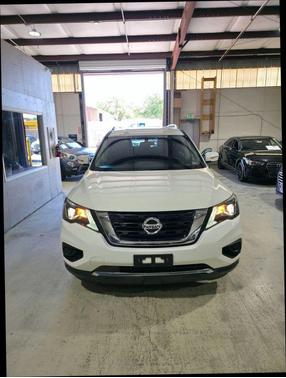 2019 Nissan Pathfinder S
