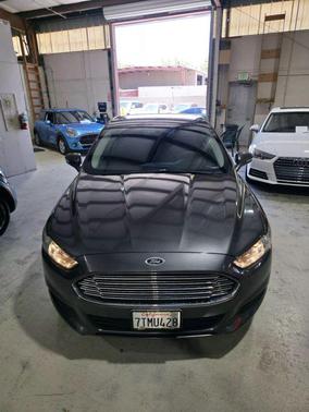 2016 Ford Fusion Hybrid SE